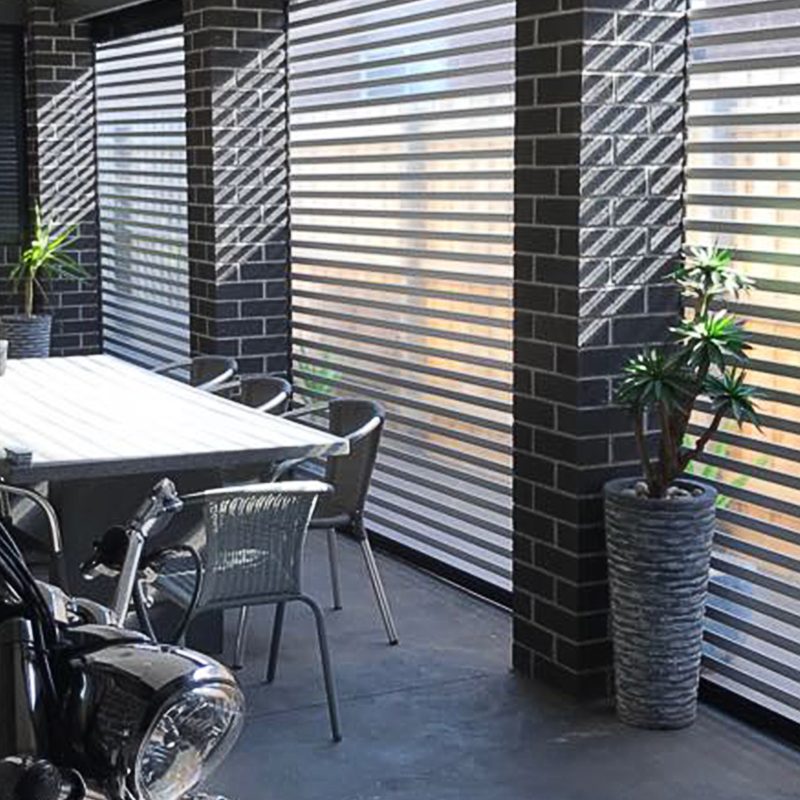 see-through-roller-shutters see-through-roller-shutters